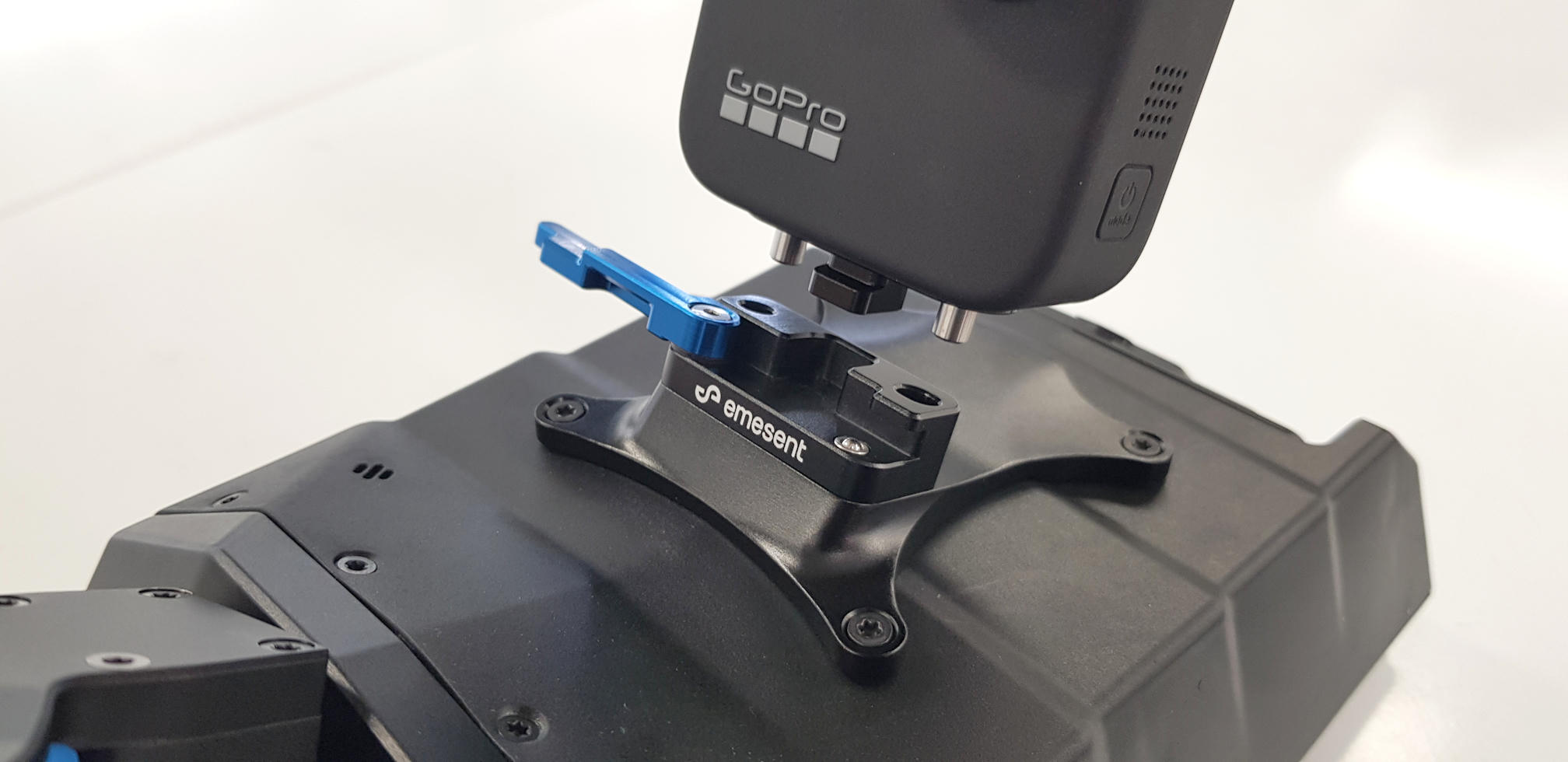 f0b8046d-8d16-4106-952c-163e38137c76